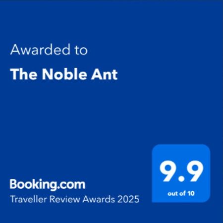 The Noble Ant Hotel George Exterior foto